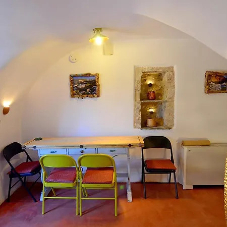 Διαμέρισμα Rodamia Traditional Λογοθετιάνικα